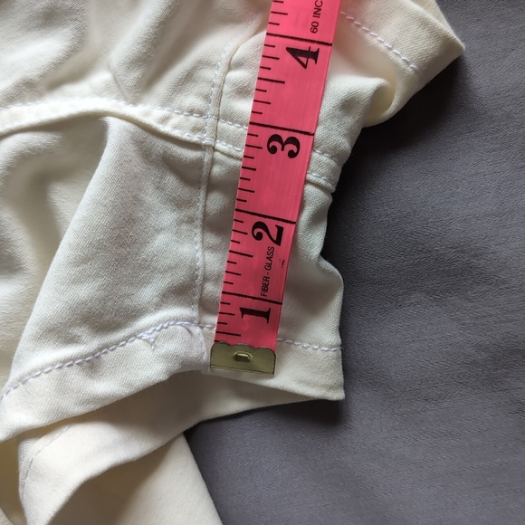 GUESS SHORTS EUC SIZE 29 - Picture 15 of 16